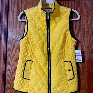 Spring yellow vest with navy trim from Charter Club w/ tags
